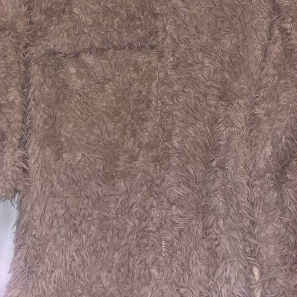 Furry nudey pink jacket - Picture 2 of 3